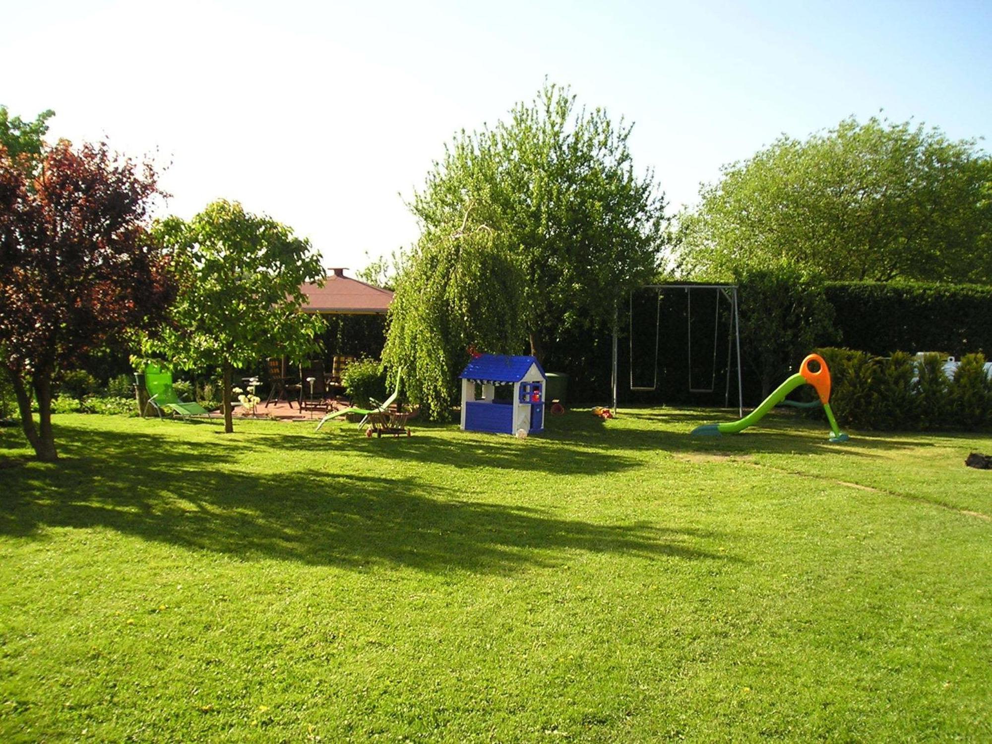 Klein Nienhagen Snug Apartment In Kr Pelin Germany מראה חיצוני תמונה